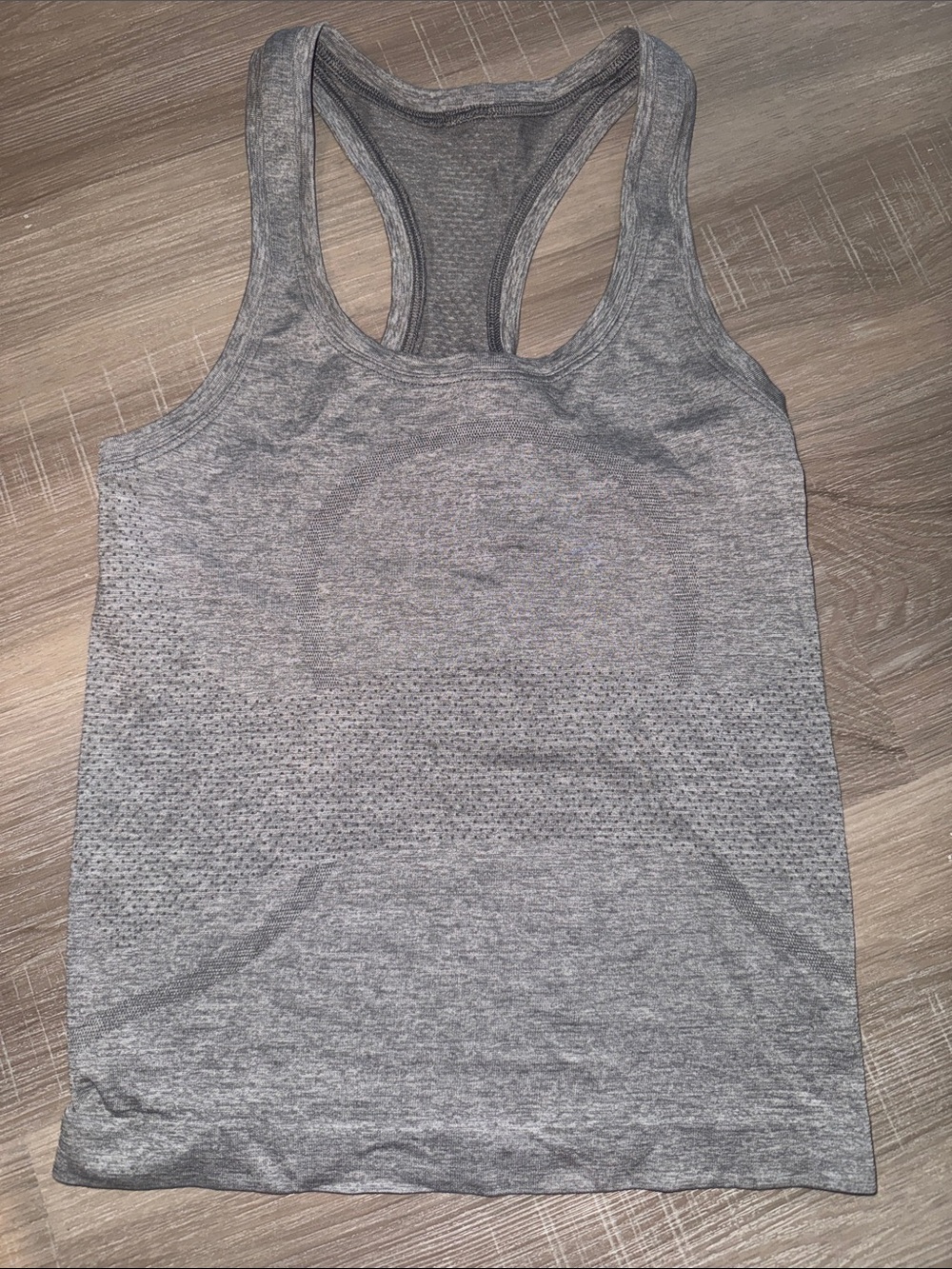 Lululemon Swiftly Tech 2.0 racer back tank size 2 waist length